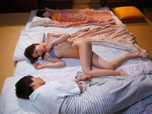 Fan may mắn đã đụ đít tôi bằng con cặc to của anh ta