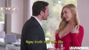 Cô nàng cạnh nhà bị Ông chồng chán chê gợi cảm mấy cậu trai trẻ cạnh bên