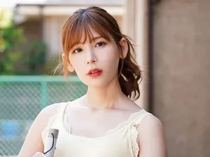 Cô giáo giúp đỡ đưa cậu học trò bị bạn học cho uống thuốc kích dục về nhà