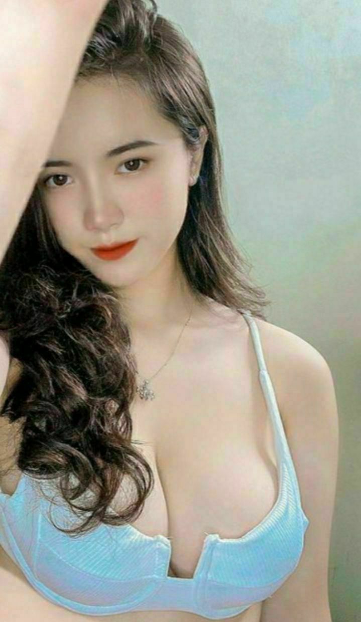 Momo sakura sẵn sàng chịch với bạn mọi lúc mọi nơi